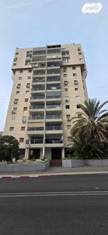 דירה, קרן היסוד 4, קרית שרת מערב, חולון