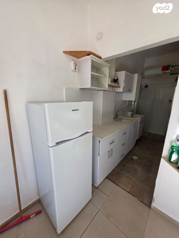 דירה, אליהו סלמן 22, מחנה יהודה - לב העיר, ירושלים