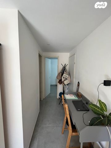 מרתף/ פרטר, בקעת בית נטופה 13, הדרים, הדרים החדשה, כפר סבא