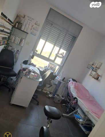 דירה, מרדכי שפיגל 6, קרית רבין, חולון