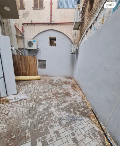 דירה, אלעזר בן עזריה 3, צפון יפו, המושבה האמריקאית-גרמנית, תל אביב יפו