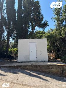 בית פרטי/ קוטג', האורנים 1, אמירים