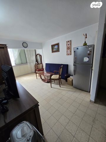 דירה, ניצנה 19, ניצנה, בת ים