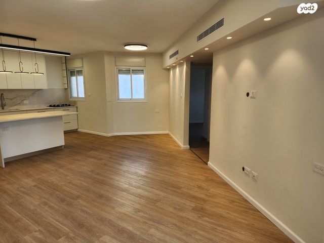 דירה, הכבאים 17, נווה יהושע, ערמונים, רמת גן