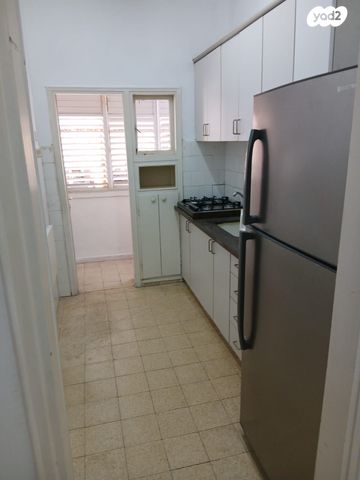 דירה, הרצל 27, רוטשילד עצמאות, בת ים