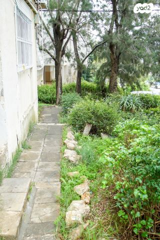 דירה, הרב מיימון 39, נווה שאנן, חיפה