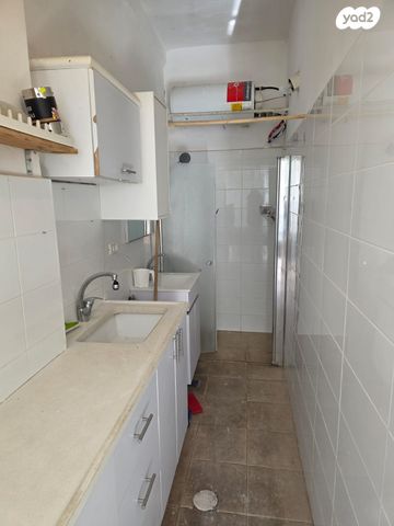 דירה, אליהו סלמן 22, מחנה יהודה - לב העיר, ירושלים