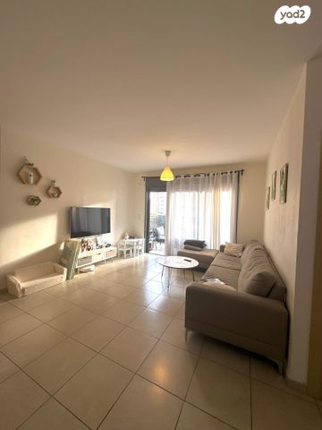 חנה רובינא 3