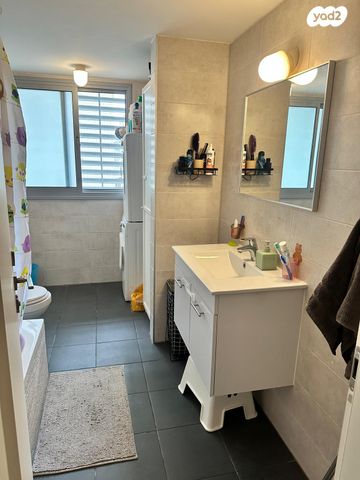 דירה, תל חי 60, מרכז, כפר סבא