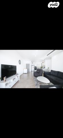 דירה, ברקת 14, אבני חן, חריש