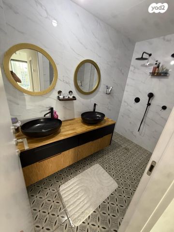 דירה, תוצרת הארץ 5, נחלת יצחק, תל אביב יפו