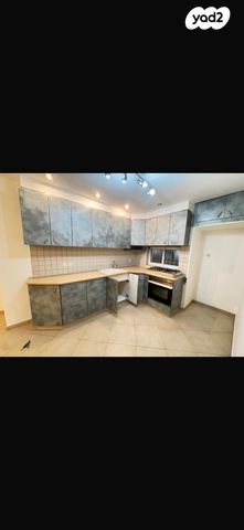 דירה, כנפי נשרים 40, קרית בורוכוב, רמת גן