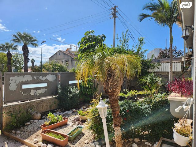 בית פרטי/ קוטג', יאנוש קורצ'אק 12, שאר העיר, קדימה צורן