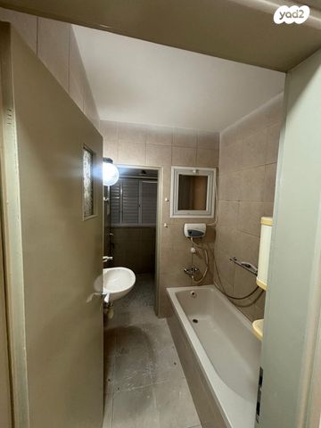 דירה, אצ"ל 1, אלמוגים, קרית ים