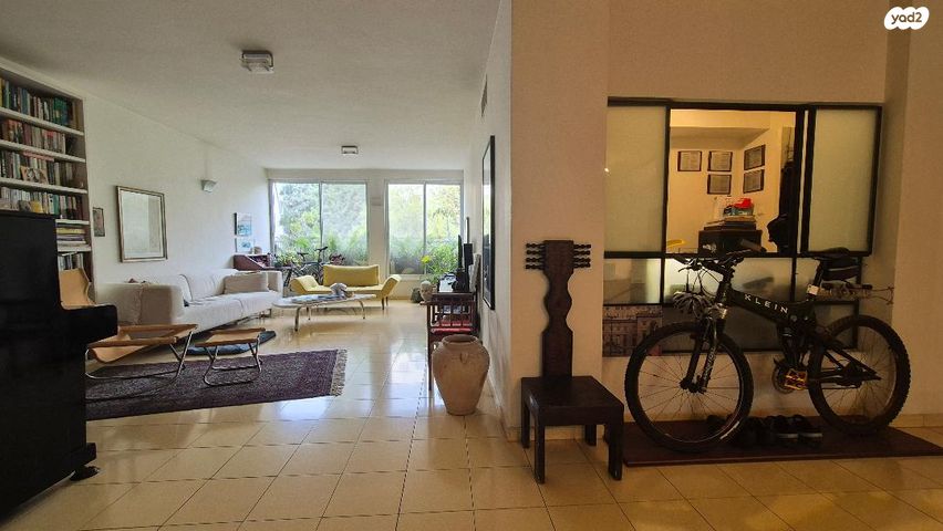 דירה, הכנסת הגדולה 16, בבלי, תל אביב יפו