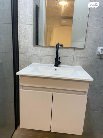 יחידת דיור, בכור שטרית 7, שכונה י"א, באר שבע