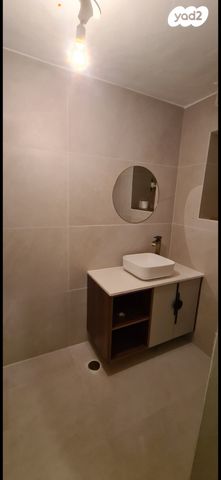 יחידת דיור, הגולן 3, נווה אילן - צבאי, יבנה