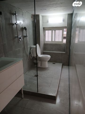 דירה, רבנו חננאל 26, גבעת הרצל, אזור המלאכה יפו, תל אביב יפו