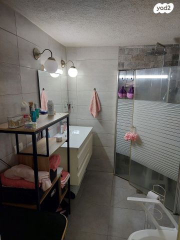 יחידת דיור, העבודה 19, ברנדייס, חדרה