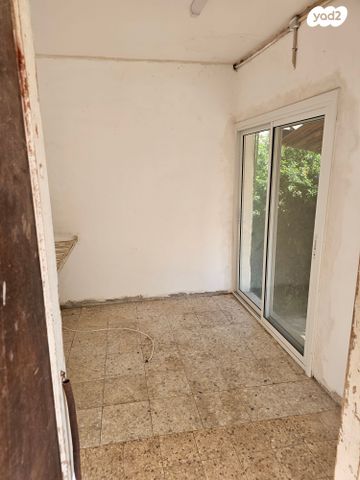 דירה, הדקל 13, שושנת העמקים, שושנת העמקים