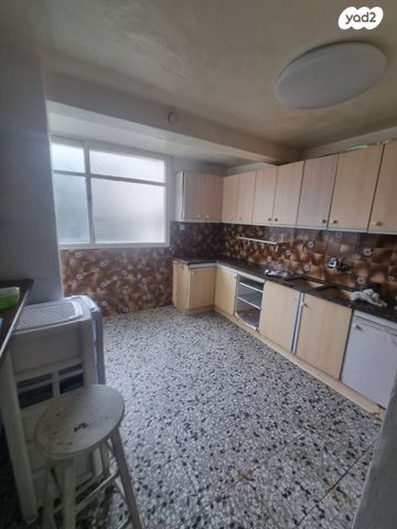 מבוא ישעיהו 4