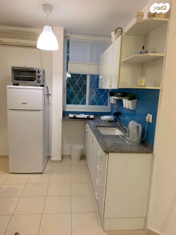 דירה, הרב מיימון 39, נווה שאנן, חיפה