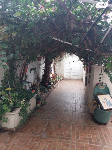 יחידת דיור, העבודה 19, ברנדייס, חדרה