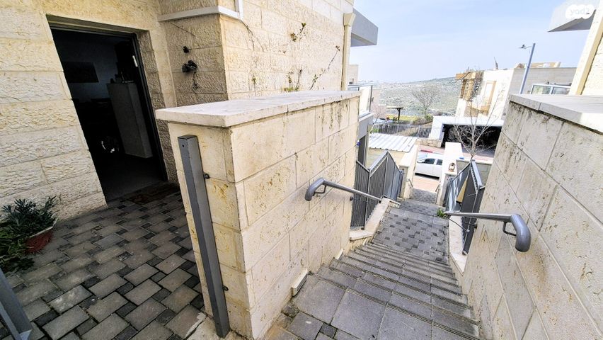 דירה, שוהם 1, עלי זהב