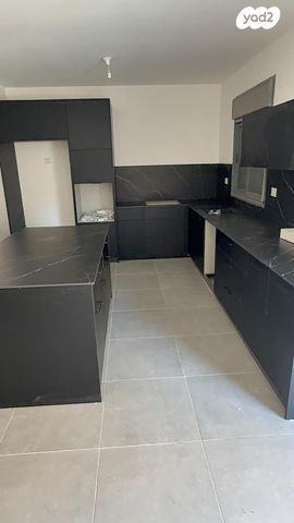 כ"ט בנובמבר 12