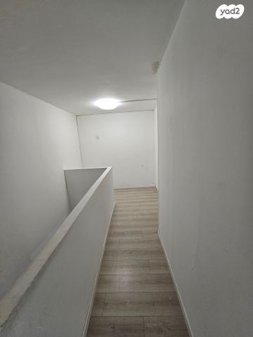 שדרות בר יהודה 55