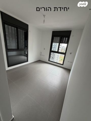 דירה, יונה וולך 7, גרין פארק החדשה, הוד השרון