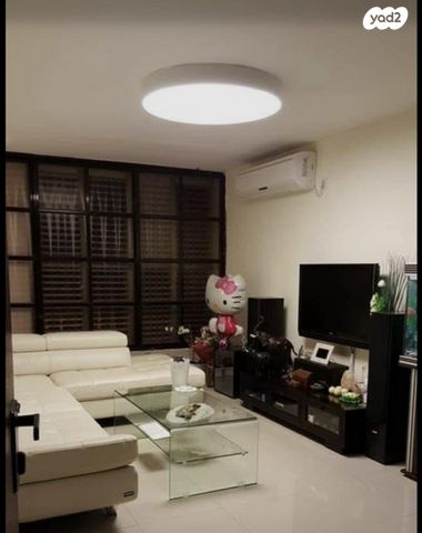 דירה, השיקמה 10, קרית גיורא, אור יהודה