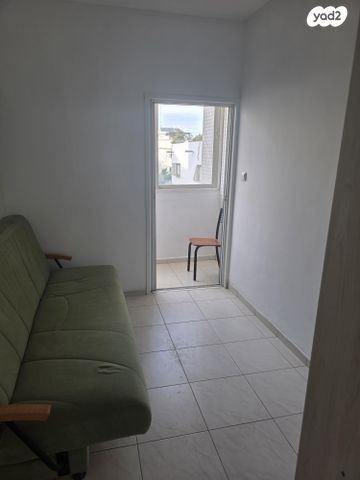 דירה, יד שלום 47, תל יהודה, רמת גן