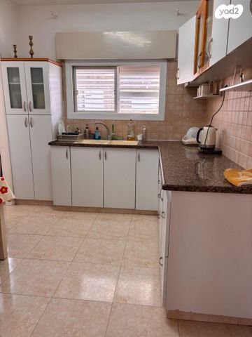 דירה, אליהו גולומב 15, שיכון עובדים, טבריה