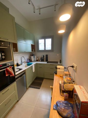 דירה, שדרות ירושלים 78, צהלון, שיכוני חסכון, תל אביב יפו