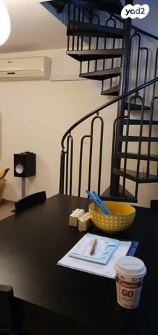 גג/ פנטהאוז, אודם 1, שערי תקווה, שערי תקווה