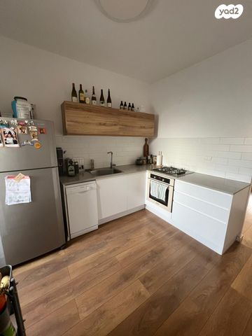 דירה, סמטת בצלאל 7, רמב"ם, ראשון לציון