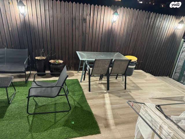 דירת גן, שמיר 70, גילה, ירושלים