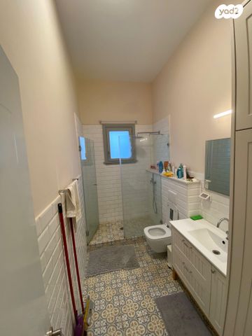 דירה, שדרות ירושלים 78, צהלון, שיכוני חסכון, תל אביב יפו