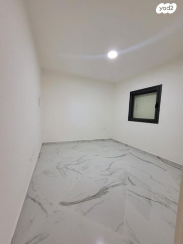 דירה, הצרי 23, עג'מי, גבעת העליה, תל אביב יפו