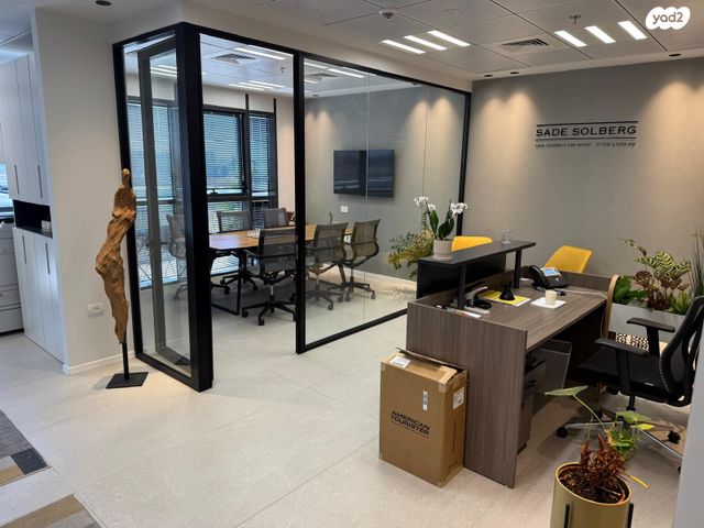 משרדים, הנגר 24, אזור תעשיה נווה נאמן, הוד השרון