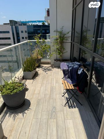 משרדים, הנגר 24, אזור תעשיה נווה נאמן, הוד השרון