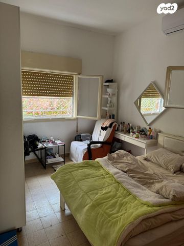 גג/ פנטהאוז, רש"י, חיפה