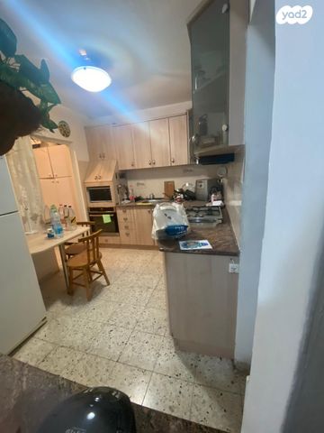 דירה, משה שרת, באר שבע