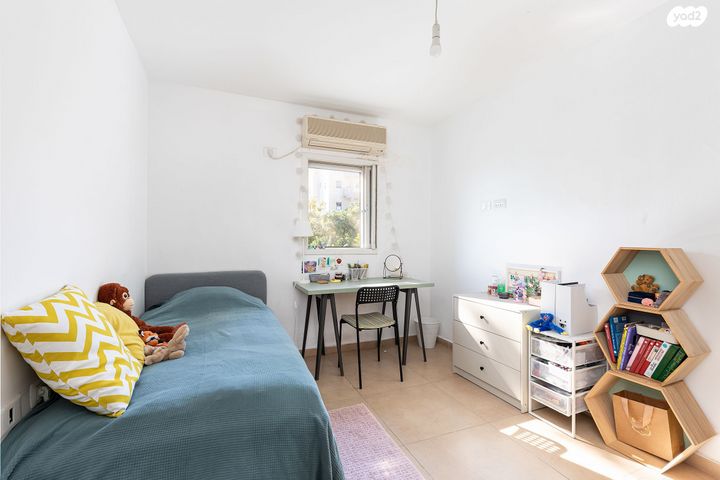 דירה, מרדכי אנילביץ', קרית ויצמן, רעננה