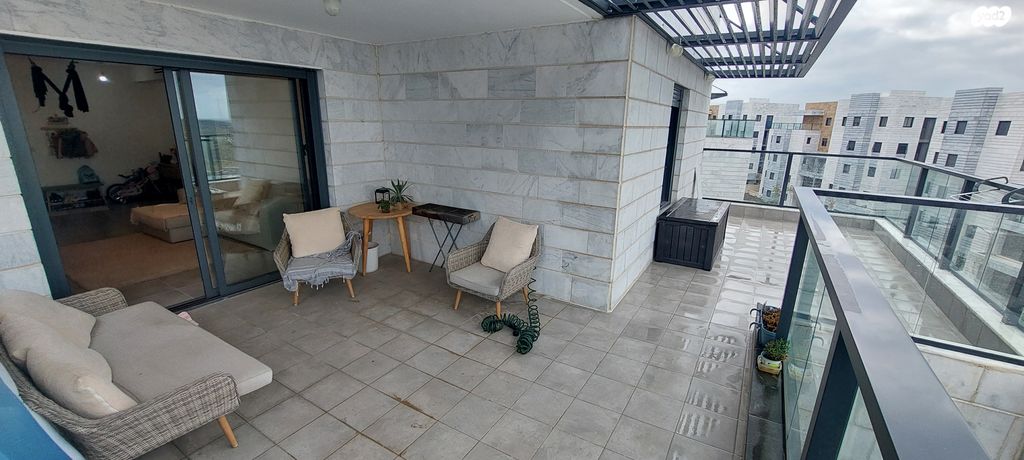 דירה, שמעון פרס 22, מורשת, מודיעין מכבים רעות