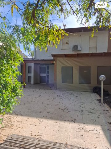 בית פרטי/ קוטג', אשל, עומר