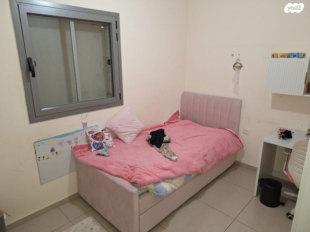 דירה, כרמל 17, אחוזת הנשיא, רחובות