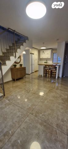 דופלקס, מגדל העמק