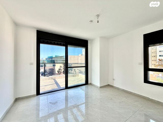 דופלקס, הפורצים 8, רמת אפרים, נתניה